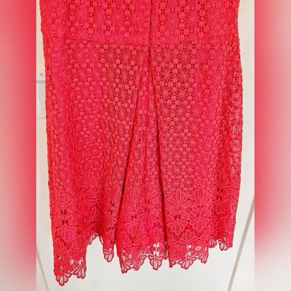 Monique Lhuillier Red Lace Sleeveless A Line Dress - Picture 9 of 16